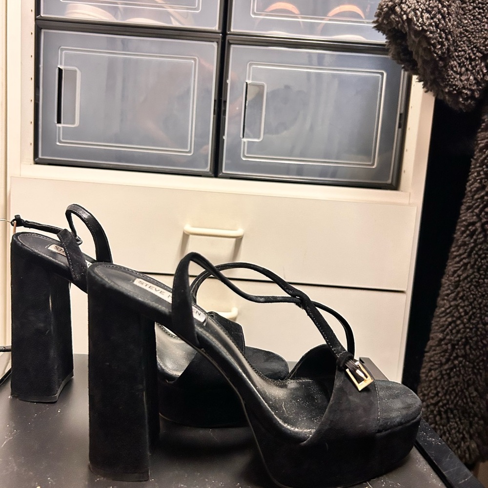 Steve Madden Black Suede Platform Block-Heel Sandals